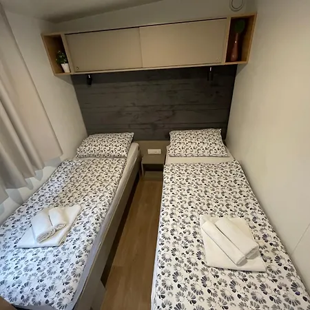 فندق Anaida سيلتسي